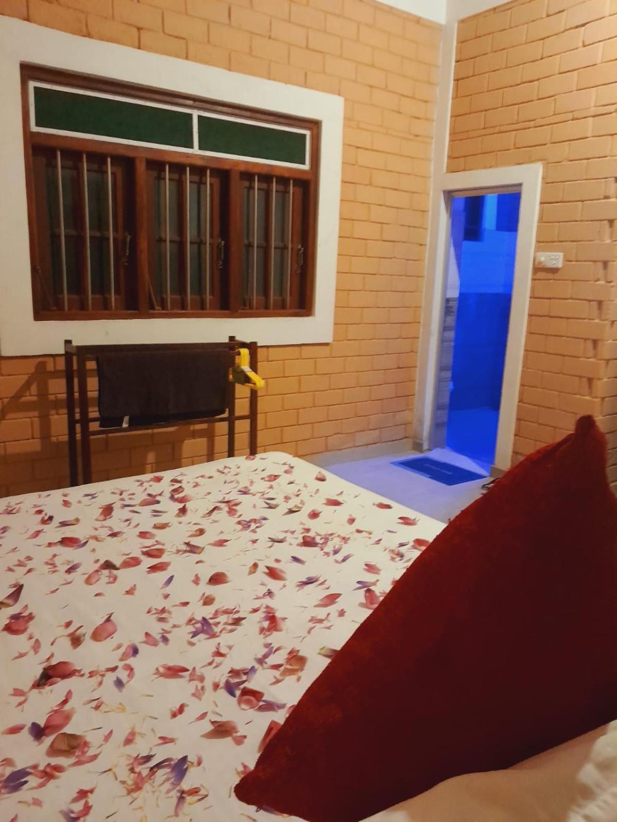 Laliz Bed & Breakfast Galle Exterior photo