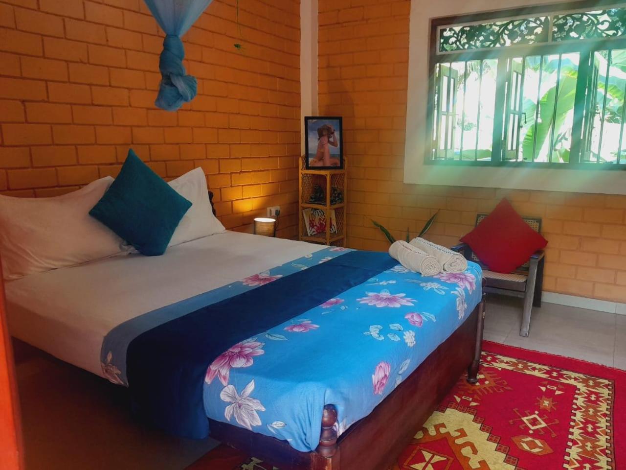 Laliz Bed & Breakfast Galle Exterior photo