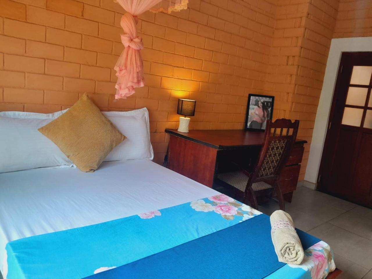 Laliz Bed & Breakfast Galle Exterior photo
