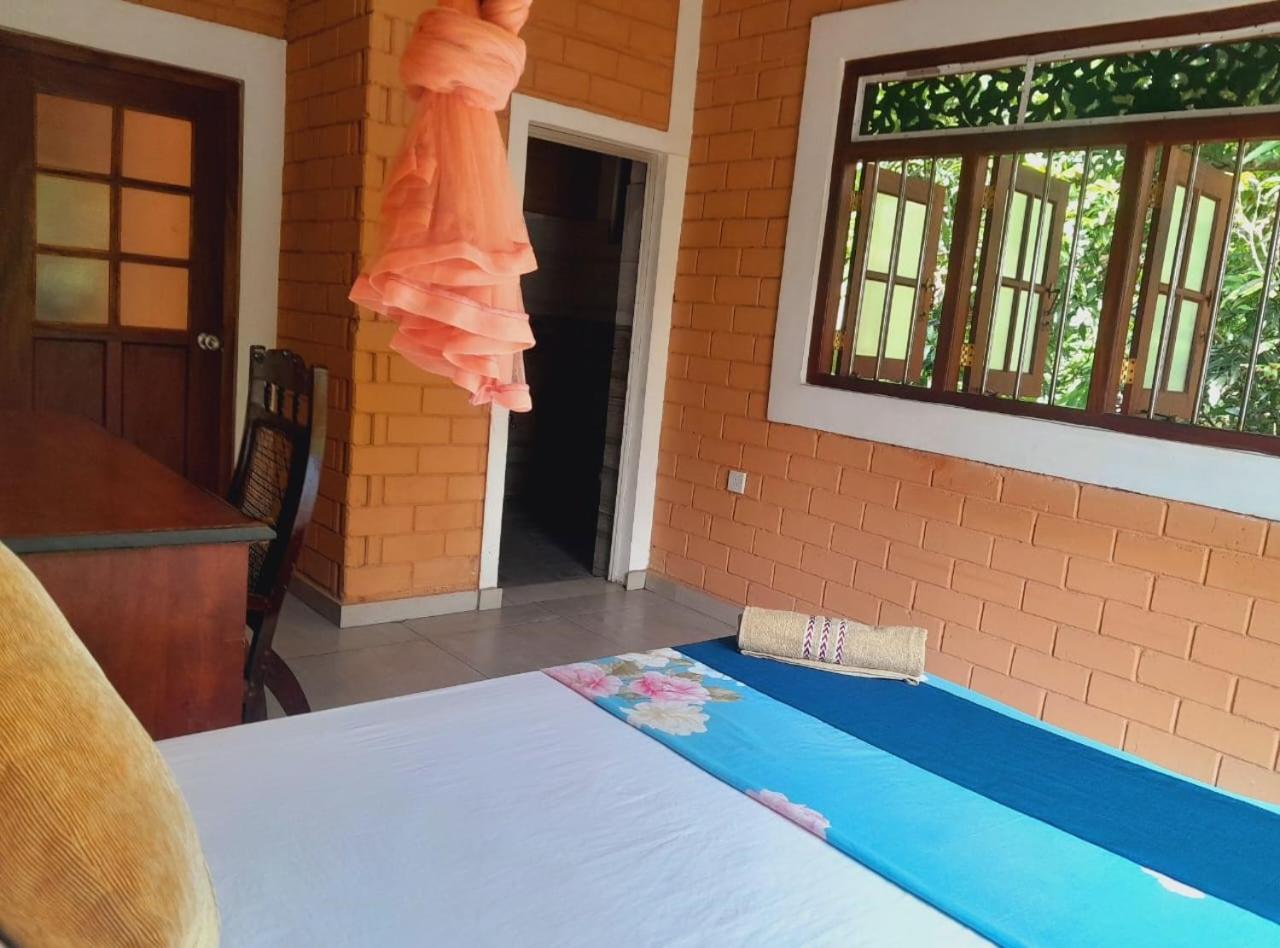 Laliz Bed & Breakfast Galle Exterior photo